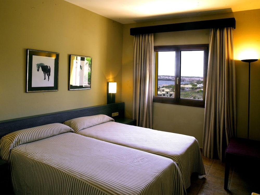 Calallonga Hotel Menorca Маон Екстер'єр фото